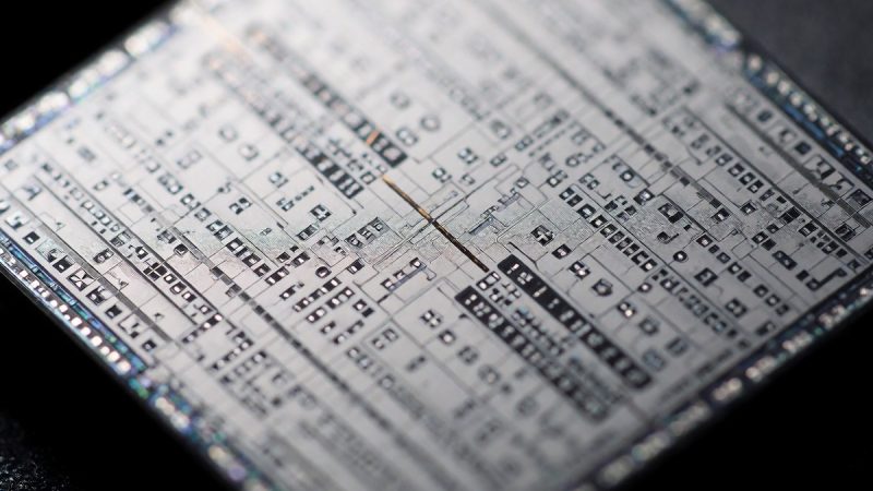 Security and revenue fragmentation risks for Arbitrum
