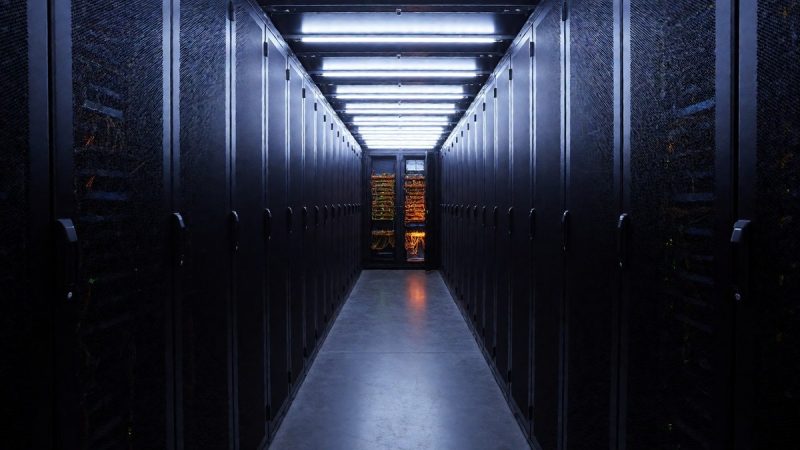 Building Uniswap V4 hooks and navigating the Balancer wind-down