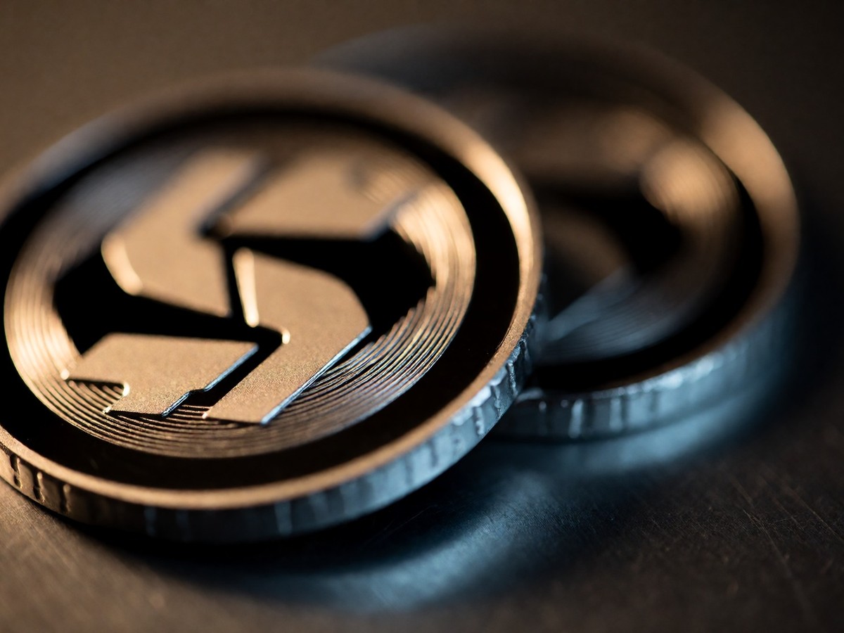 Spark sUSDS vs Aave GHO: DeFi lending stablecoin depeg myths vs facts