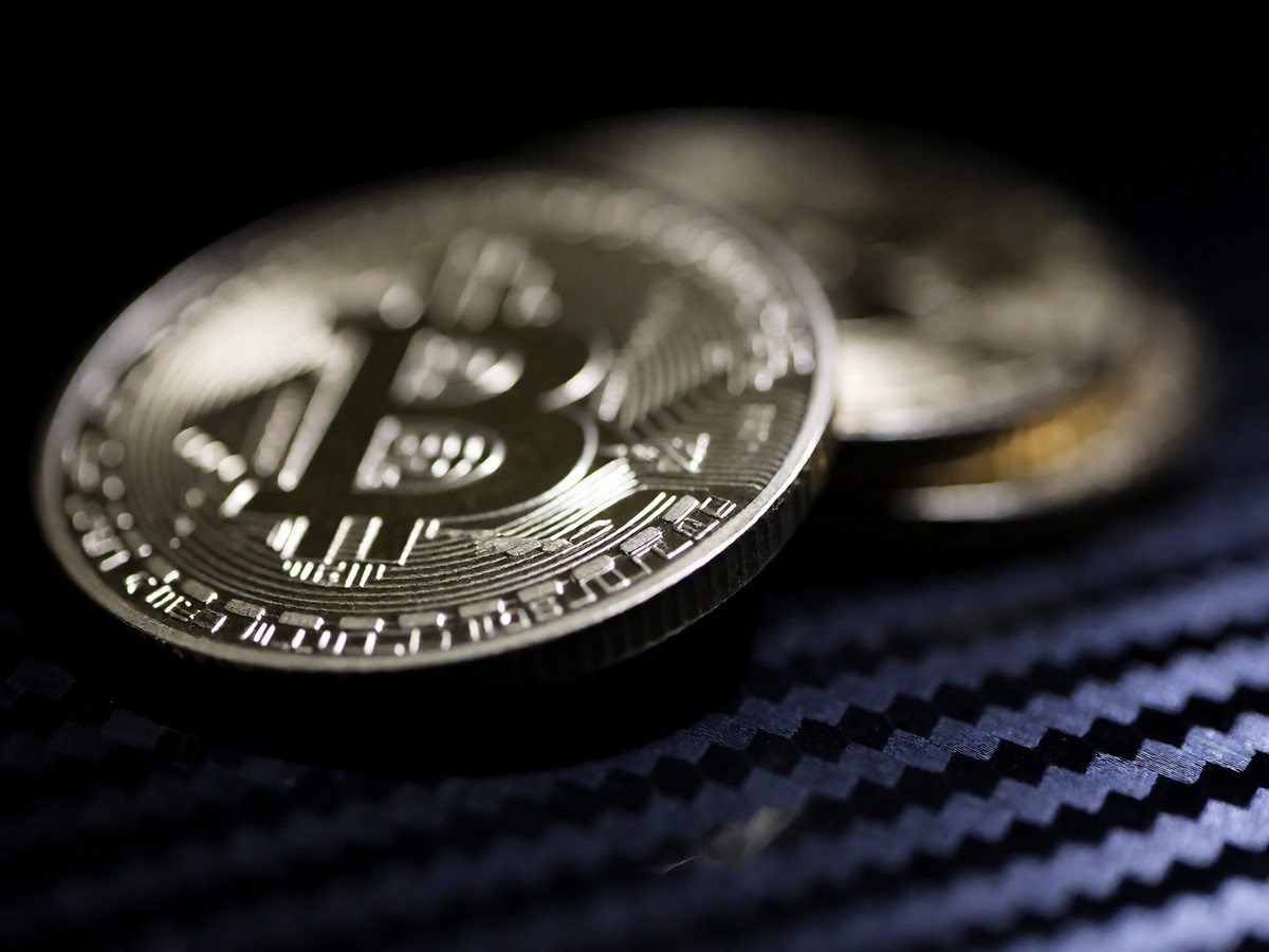 Bitcoin price holds support in $70,000 to $75,000 range